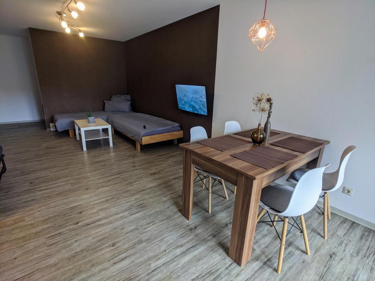 Ideale Messe/Airport Wohnung 15Min Fahrtweg Kirchheim unter Teck Luaran gambar